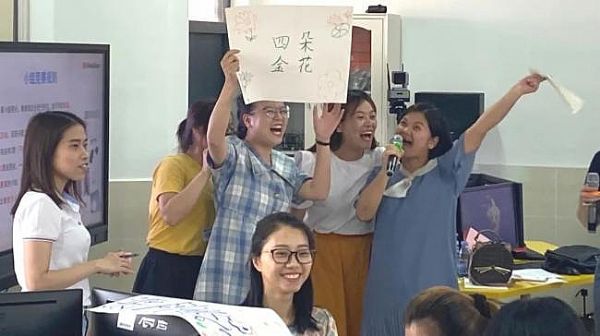 20+�WУ��2000+�̎� �������������н�����Ϣ���lչ