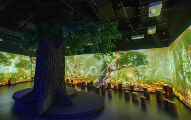 愛(ài)普生高亮激光投影機(jī)助力“花花世界”玩出花樣